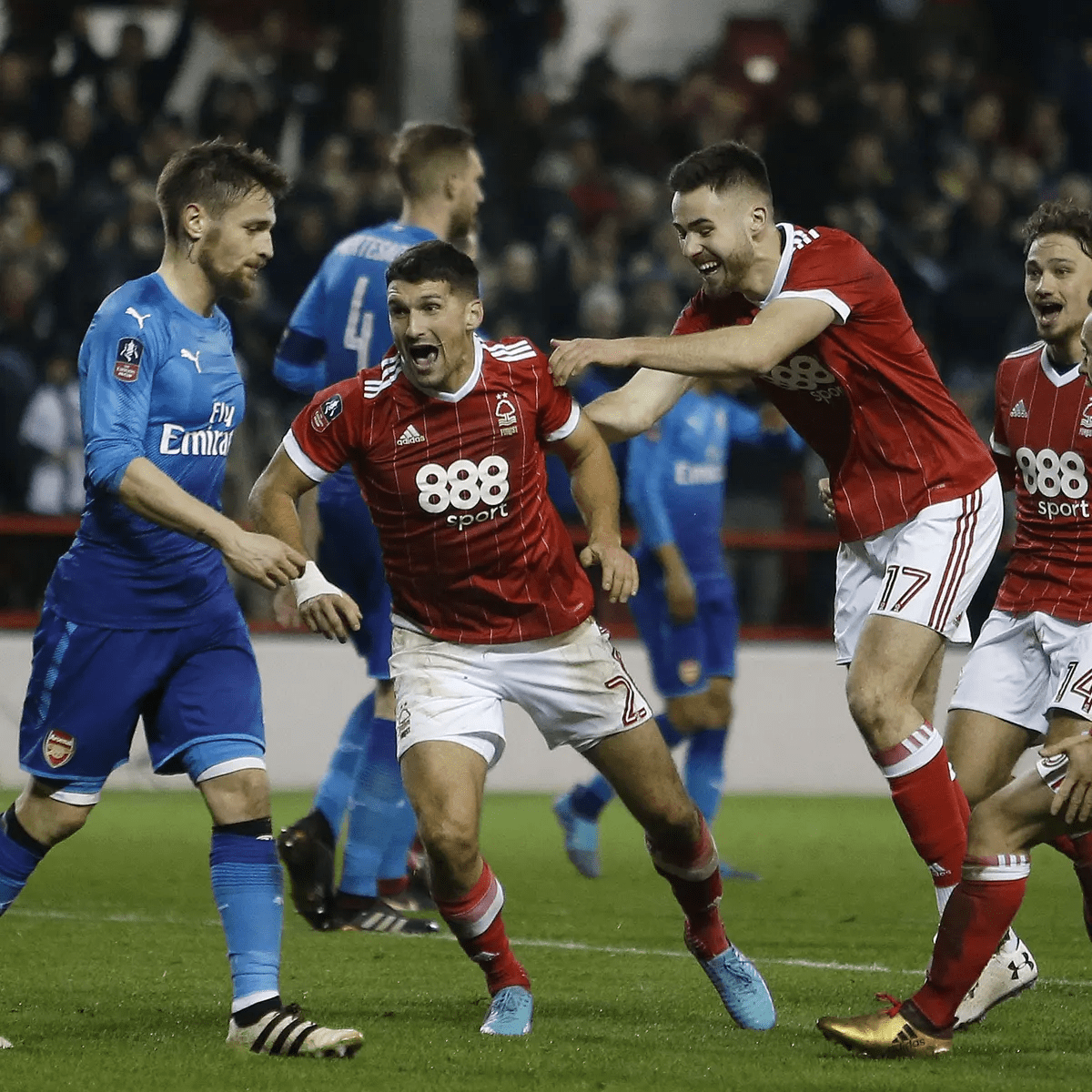 这对教练员 这对教练员