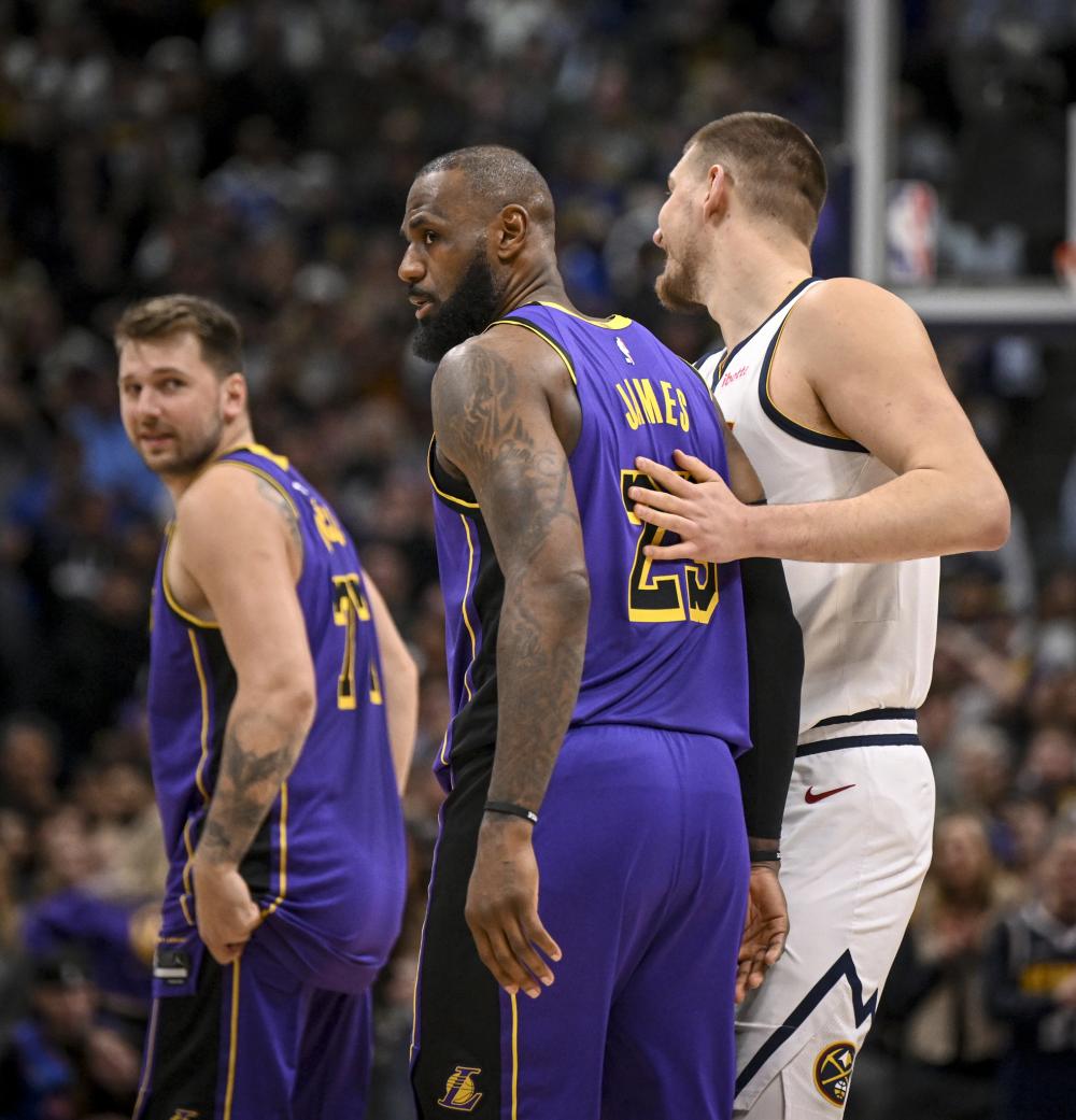 的角色主要 的角色主要